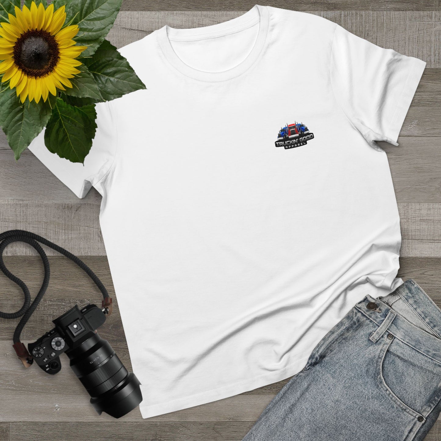 V8 Classic - Women’s Tee